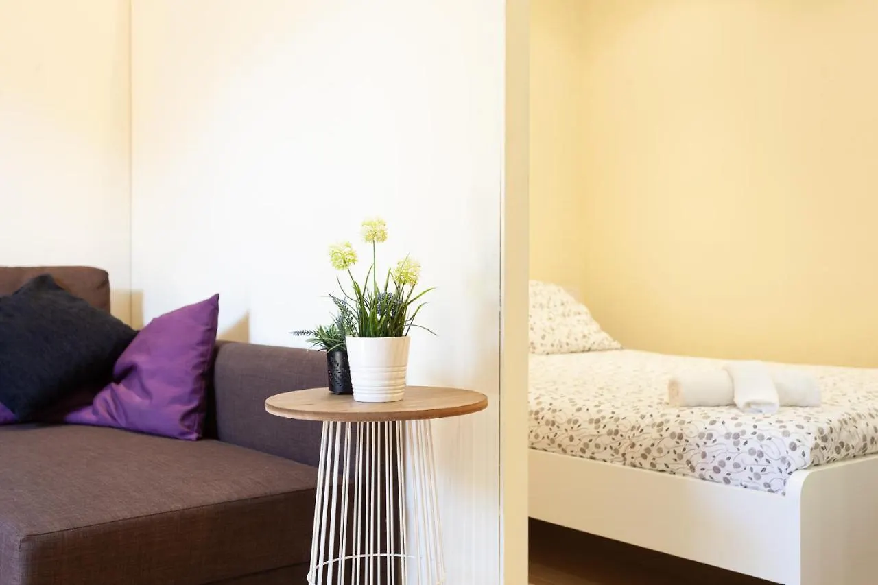 Sea & Beach Lloret Apartments 滨海略雷特