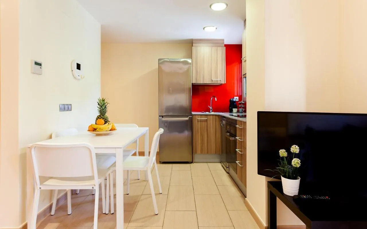 Sea & Beach Lloret Apartments 滨海略雷特